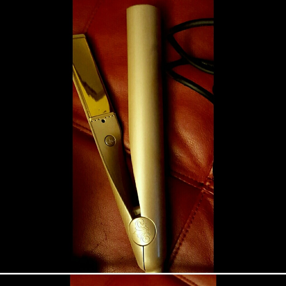 Tyme like straightner/curler